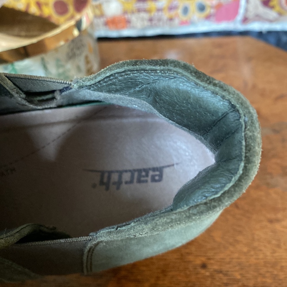 Earth Keren Olive Green Bootie - Picture 6 of 14